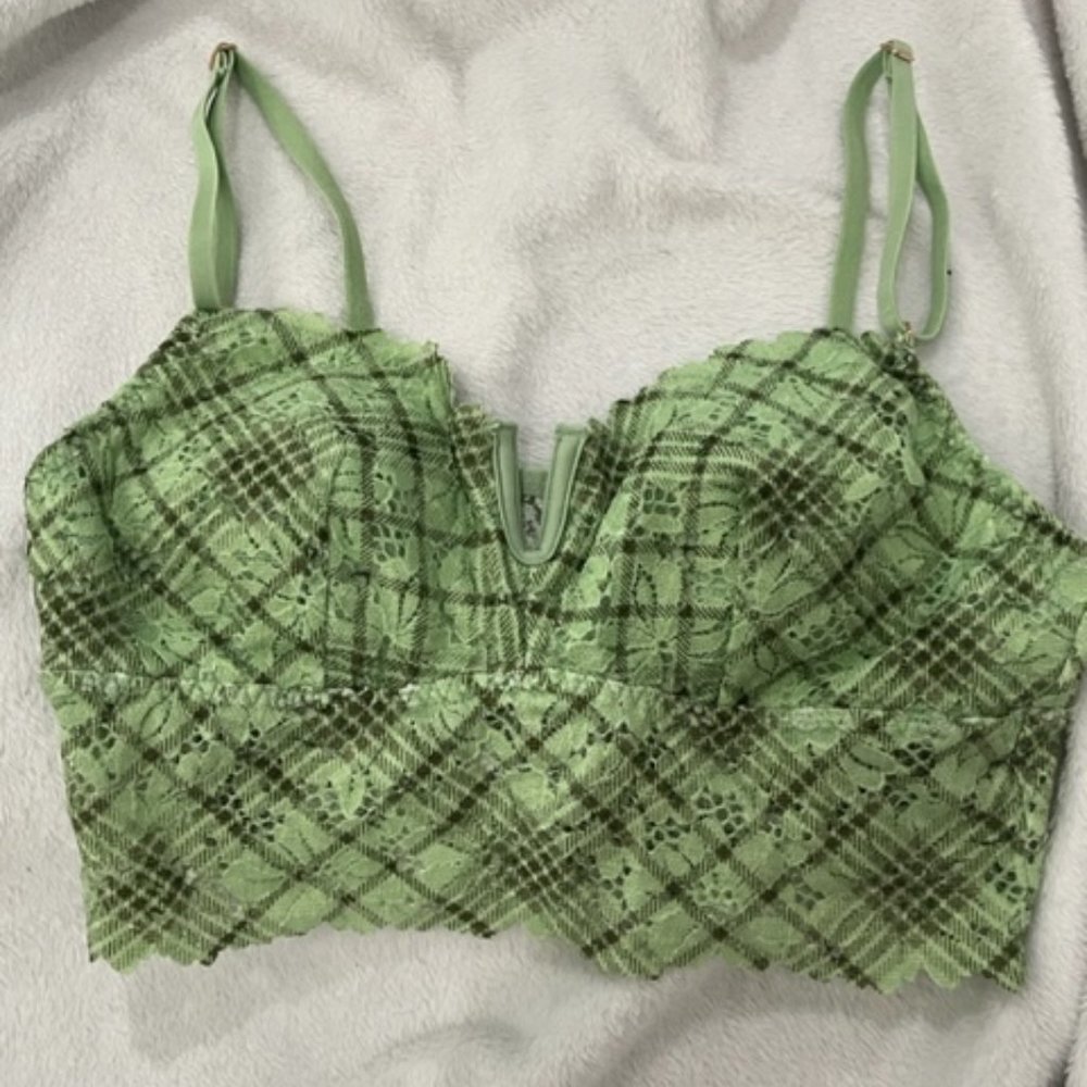 Green laced bralette -- PINK -- szS